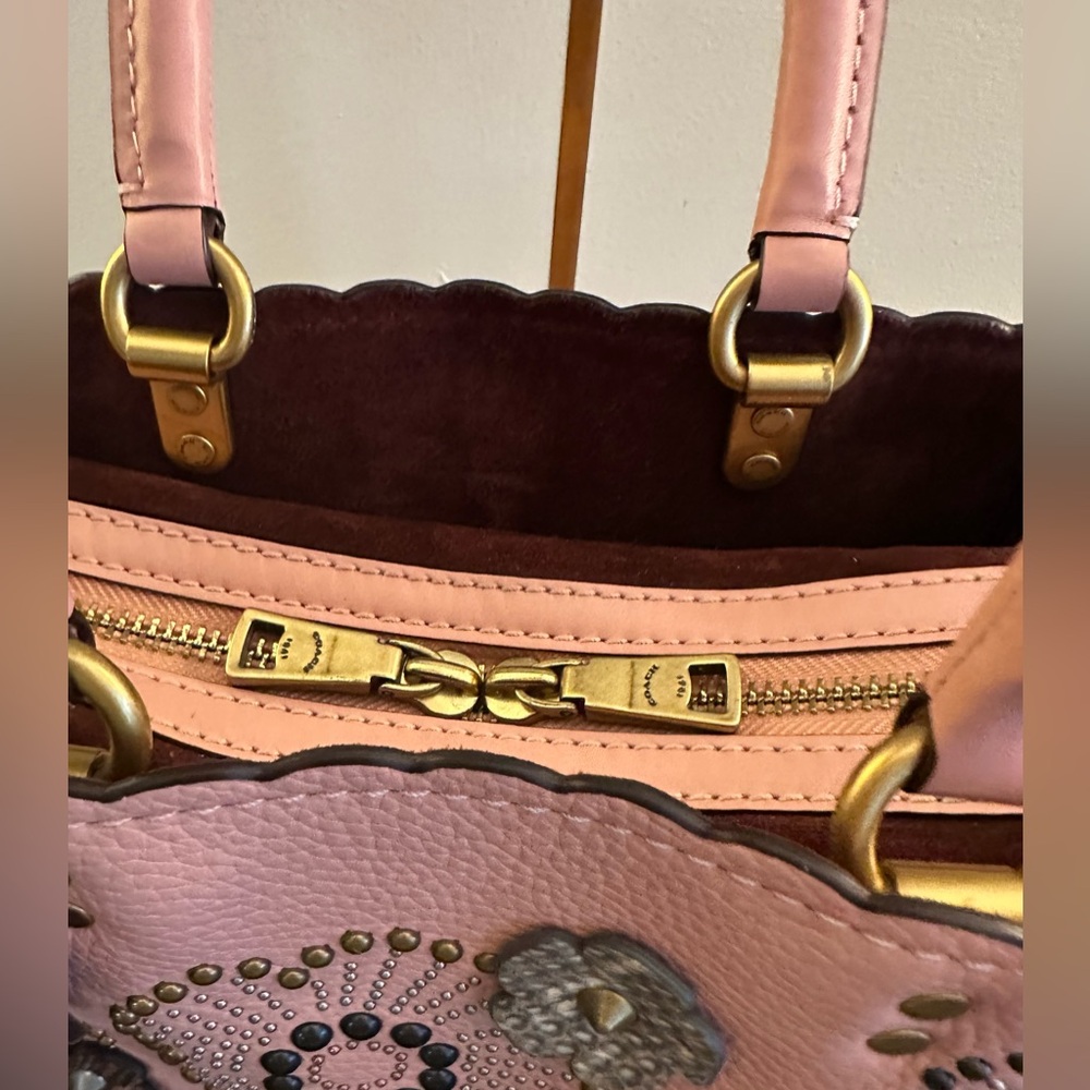 Coach Rogue Tea Rose Shoulder Bag Snake Two Way Handle  Leather Tote EUC - Picture 13 of 16